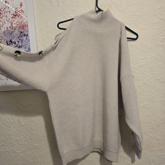 VENUS Beige Cold Shoulder Knit Sweater Brown Buttons Down LongSleeves Size SMALL - Picture 6 of 17